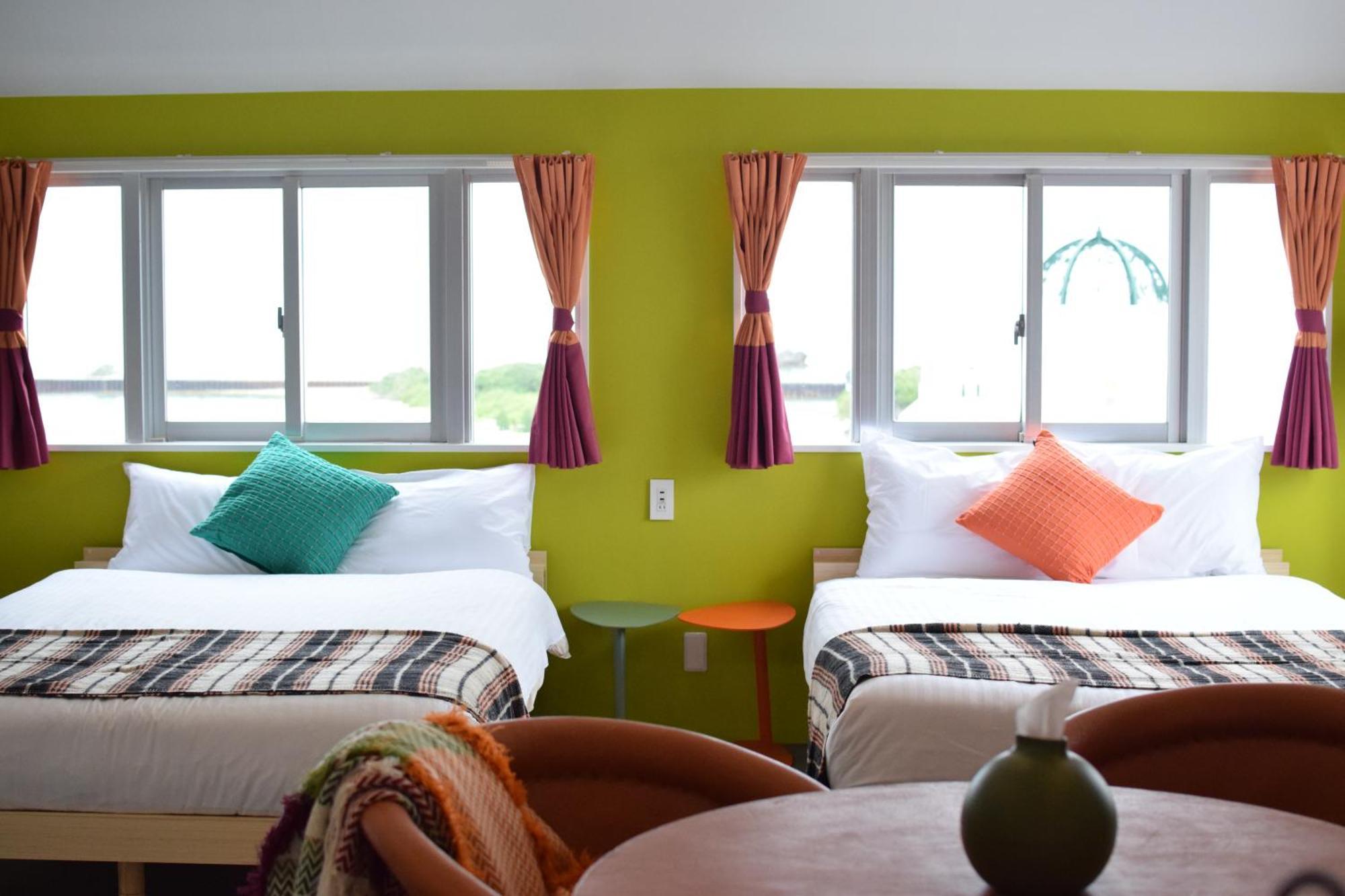 Breaky Hotel Chatan Exterior foto